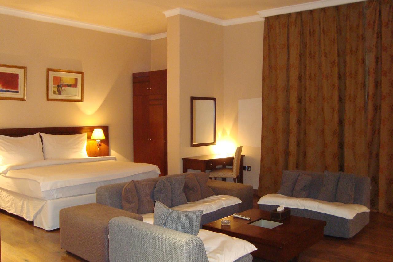 Le Jazz Hotel Kuwait City Екстер'єр фото